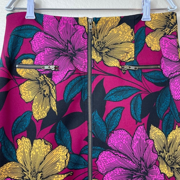 Worthington Floral Pencil Skirt w/ Front Zipper - Picture 4 of 9